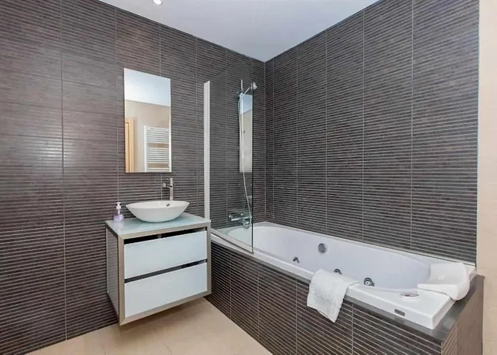Divine Aquamar 106 By Jg Casa vacanze